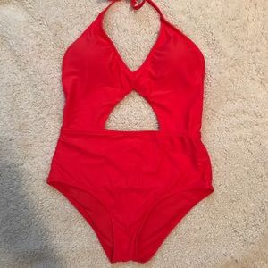 Express size S one piece swim